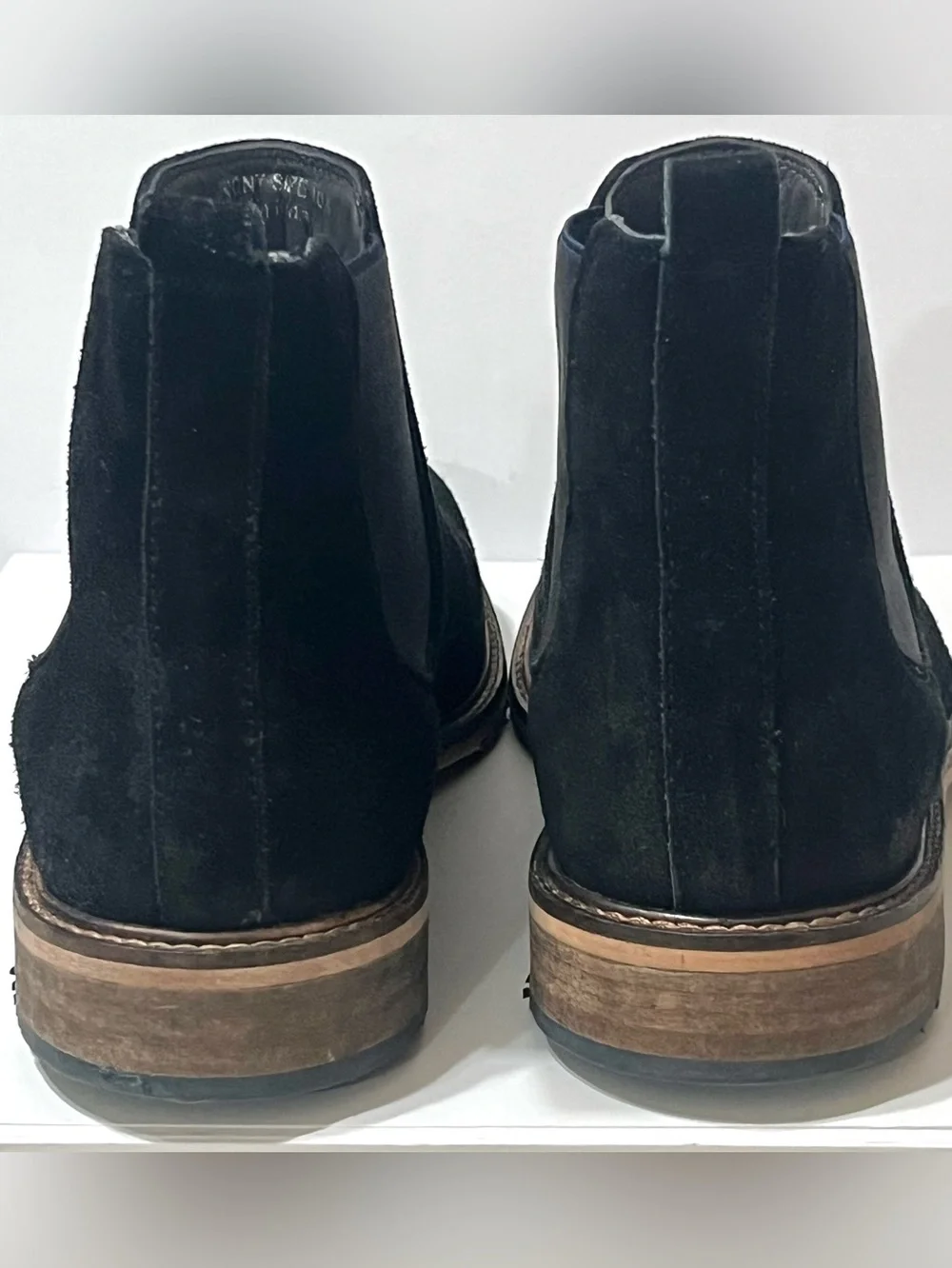 Modern Fiction preowned worn